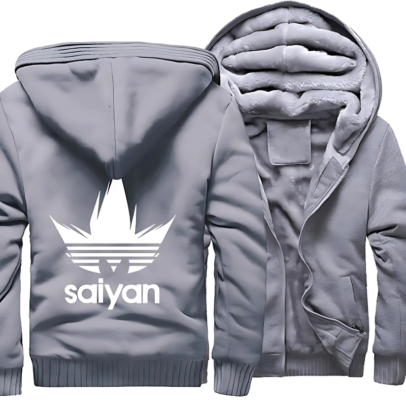 Veste d'hiver grise "Saiyan" doublée en polaire, design inspiré de l'univers manga et du style Adidas. Parfaite pour rester au chaud avec style.