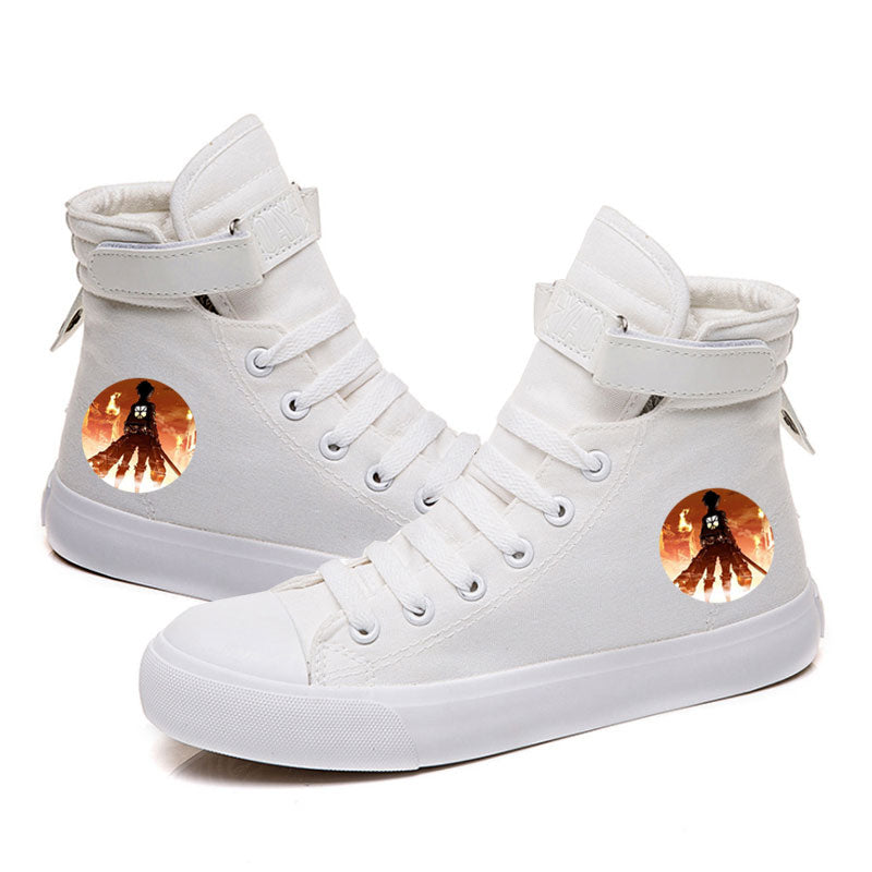Baskets montantes blanches Attaque des Titans logo Eren