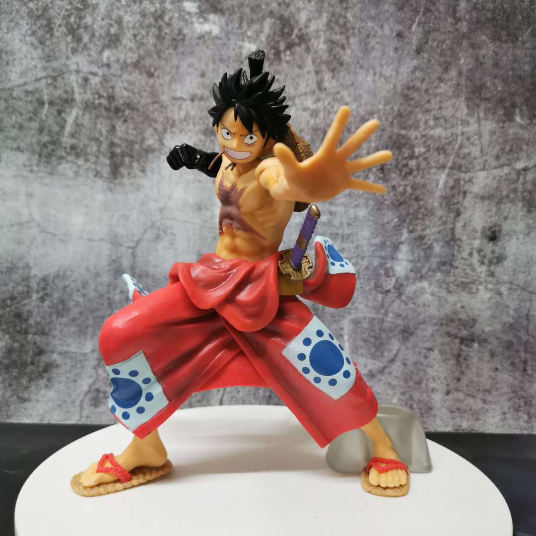 Figurine One Piece Luffy (22cm)