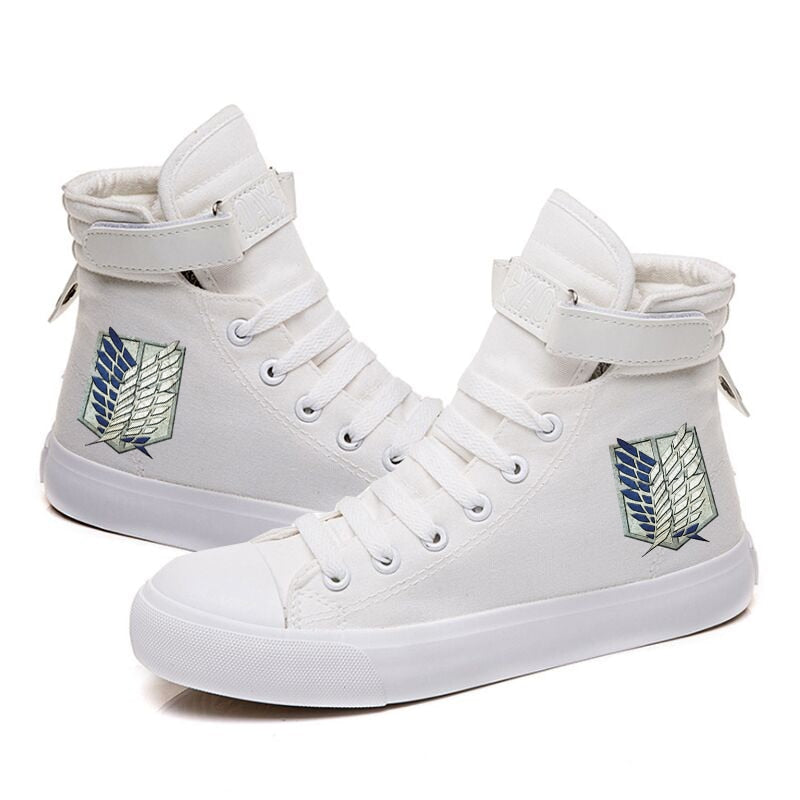 Baskets montantes blanches Attaque des Titans logo bataillon d'exploration