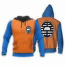 Sweat à capuche inspiré de Goku avec un design orange et bleu. Le symbole maître Kame est imprimé sur la poitrine et agrandi dans le dos. Ce vêtement est idéal pour les fans de Dragon Ball, avec une capuche noire et des manches contrastantes bleues pour un look fidèle et moderne.

