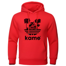 Sweat à capuche rouge avec logo noir représentant la maison de Kame (Tortue Géniale) entourée de palmiers, design audacieux inspiré de l'univers Dragon Ball, parfait pour un style unique et geek.

