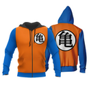 Sweat à capuche zippé inspiré du costume de Goku, avec un corps orange et des manches bleues contrastées. Le devant présente le symbole "Kame" noir sur un cercle blanc, et une capuche noire pour un look épique. Parfait pour les fans de Dragon Ball Z.


