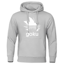 Sweat à capuche gris clair avec logo cheveux Saiyan blanc et texte "Goku", idéal pour un look geek et décontracté.