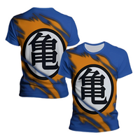 T-shirt Dragon Ball Z Goku bleu et orange dynamique, illustré avec le symbole Kame en grand, fabriqué en tissu respirant et extensible, parfait pour les fans du manga et un style unique.