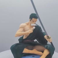 Figurine Roronoa Zoro avec katana One Piece