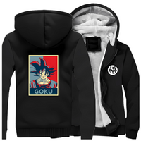 Veste noire pour homme à capuche avec doublure en polaire chaude, illustrée de Goku de Dragon Ball au dos et du symbole "悟" (signifiant "sagesse" ou "illumination") sur le devant. Parfaite pour les fans d'anime et de mangas recherchant style et confort.