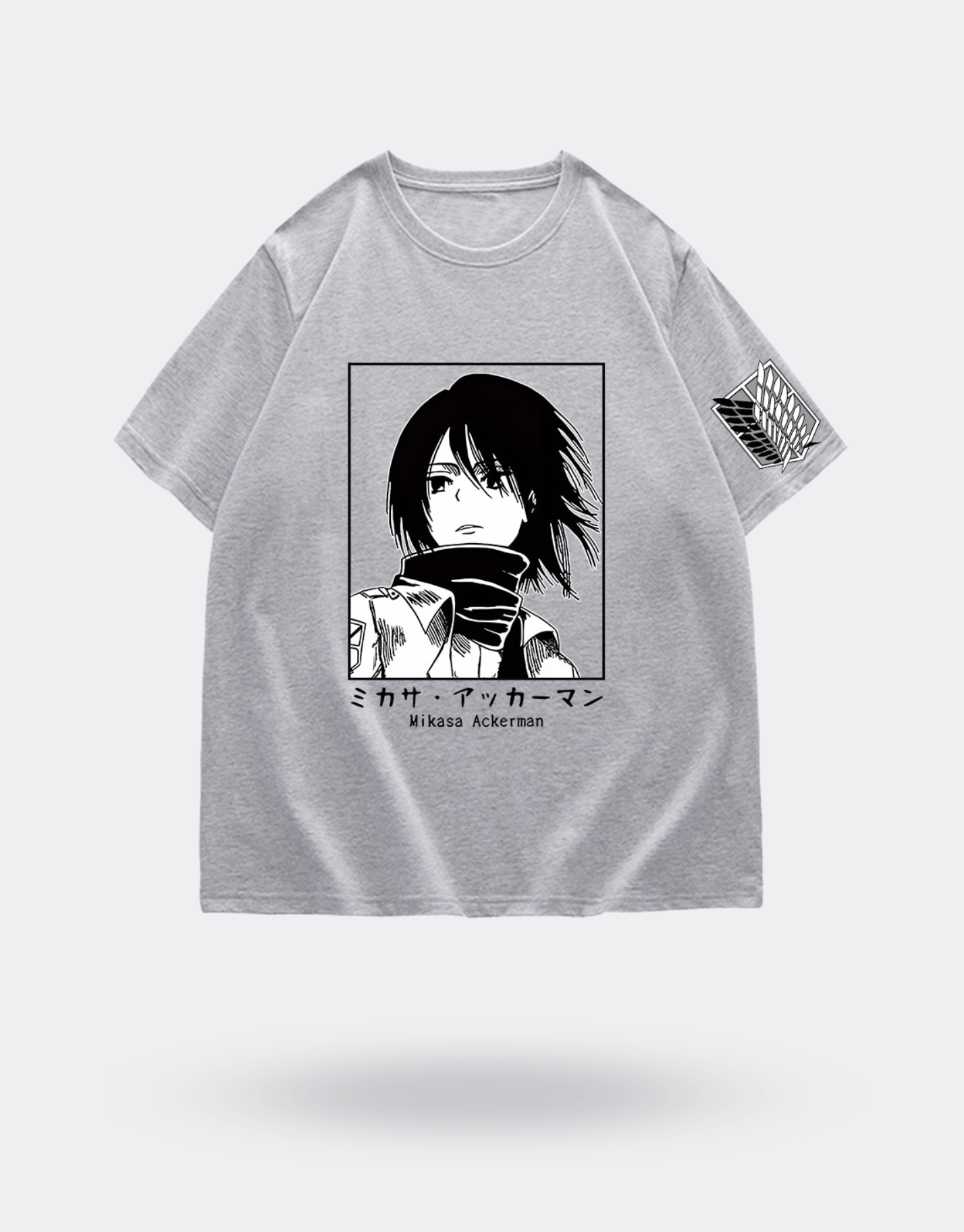 T-shirt Attaque des Titans imprimé à l'avant et manches Mikasa Gris