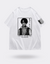 T-shirt Attaque des Titans imprimé à l'avant et manches Livai blanc
