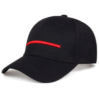 Casquette noir et rouge