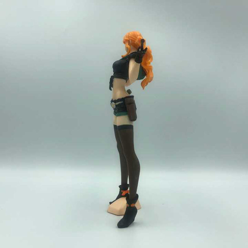 Nami One Piece manga figure