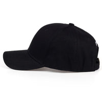 Casquette noir vue Streetwear de profil