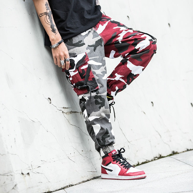 Pantalon Streetwear cargo style millitaire gris rouge 