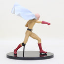 Figurine manga saitama punch de profil droit